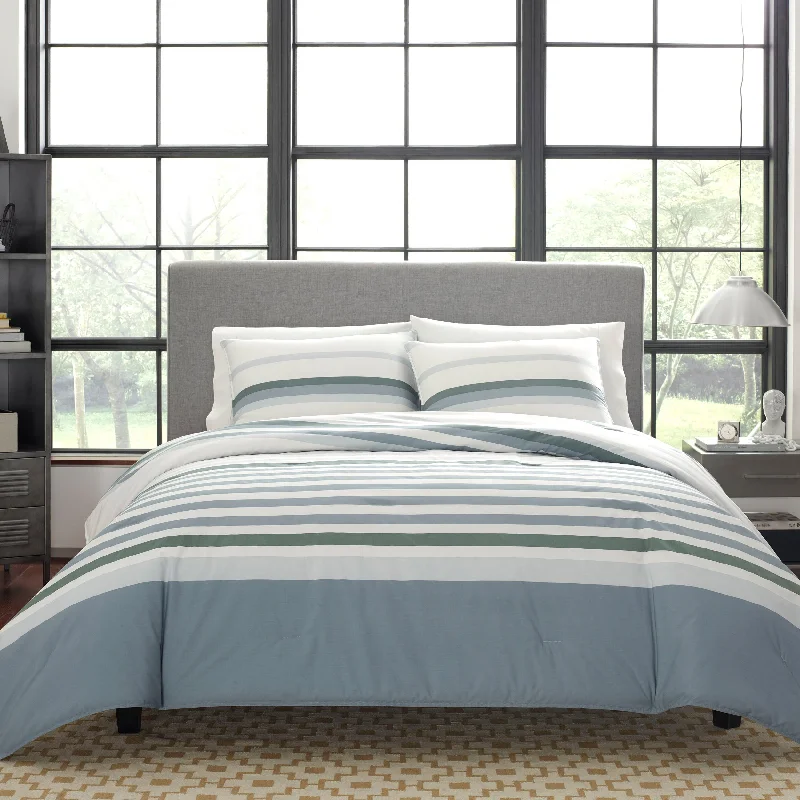 Nautica Lansier Full/Queen Comforter & Sham Set In Grey